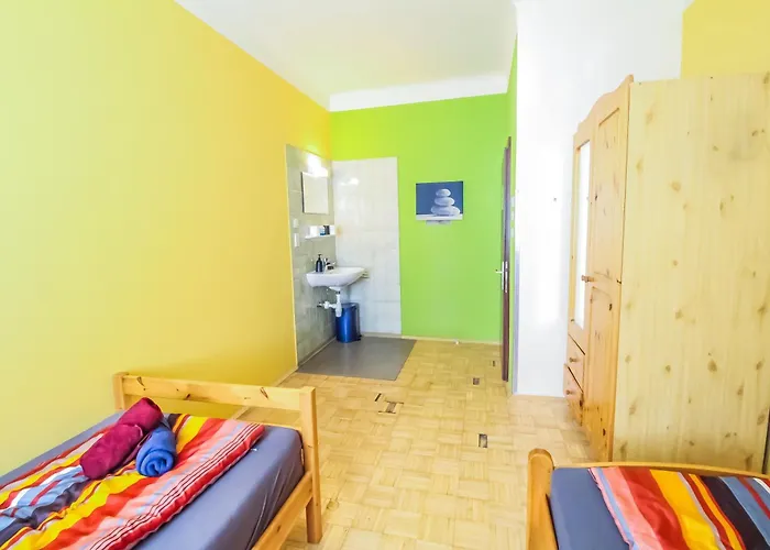 Double In Huetteldorfer Strasse Area Ξενοδοχείο *