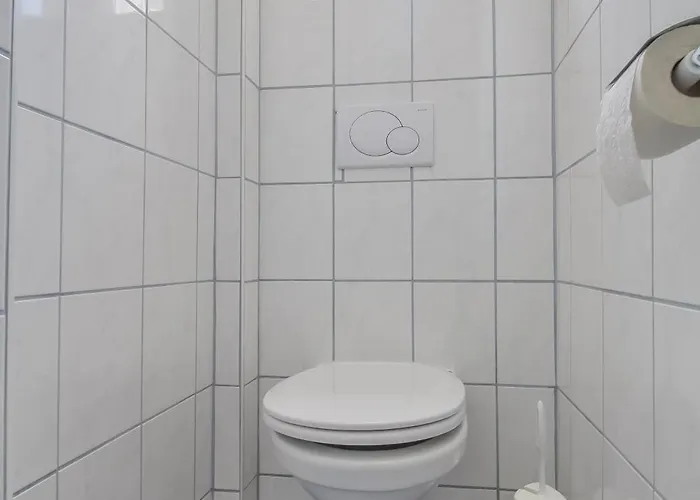 Double In Huetteldorfer Strasse Area Βιέννη