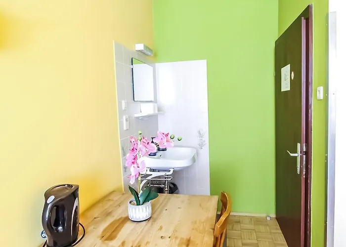 Ξενοδοχείο Double In Huetteldorfer Strasse Area
